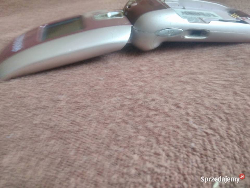 Samsung Sghe530 e530 530 telefon z klapką Sandomierz