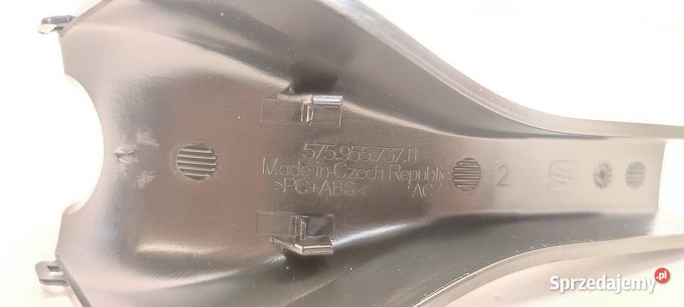 SKODA KAROQ LUSTERKO ŚRODKOWE 3G0857511AF