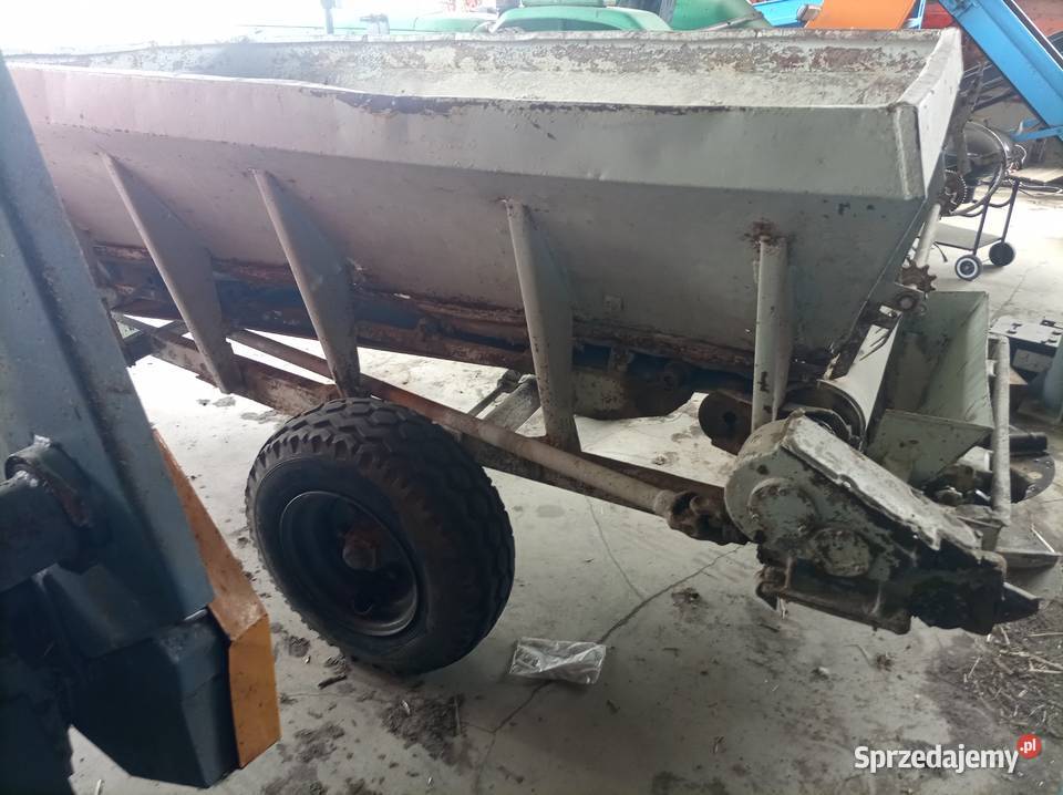 Rozsiewacz wapna Piast rcw 3 Opatówek