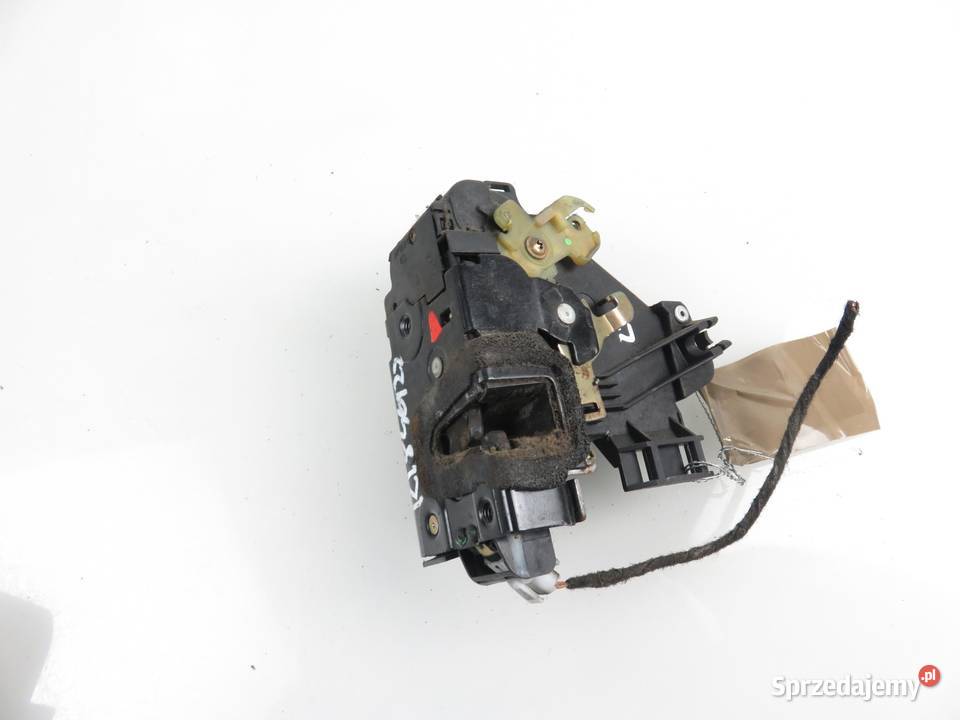 ZAMEK LEWY PRZEDNI VW POLO IV 9N 3B1837015 osobowe