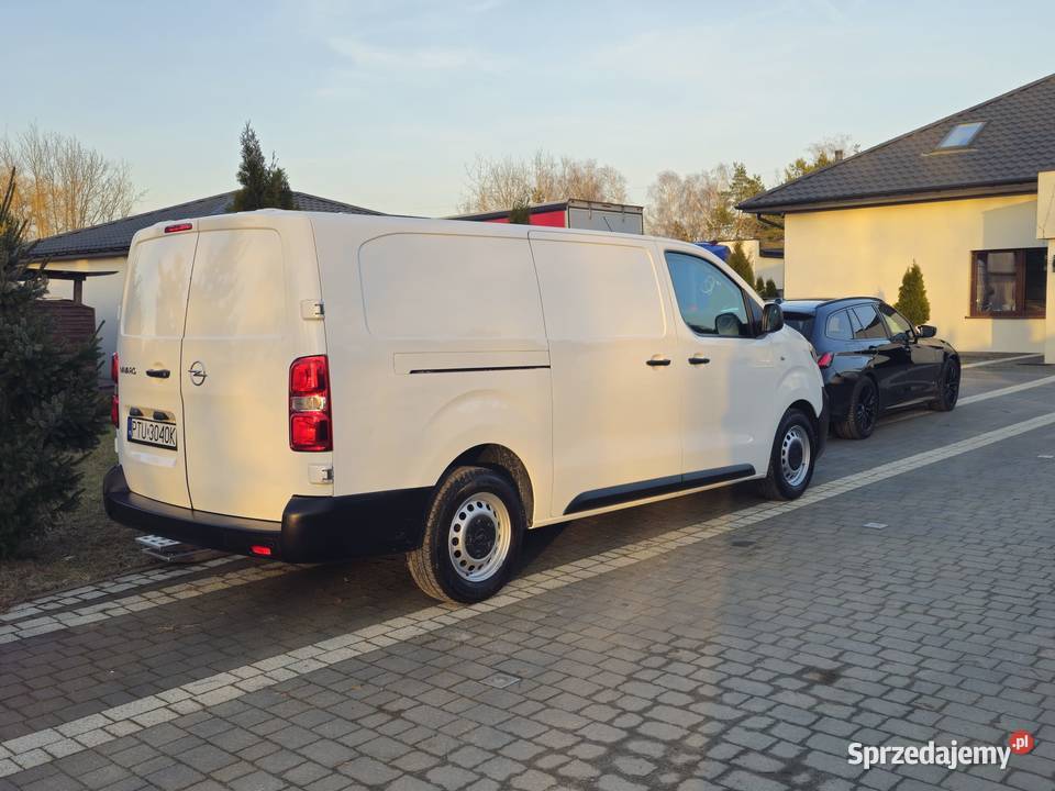 Sprzedam opel vivaro stan Turek sprzedam