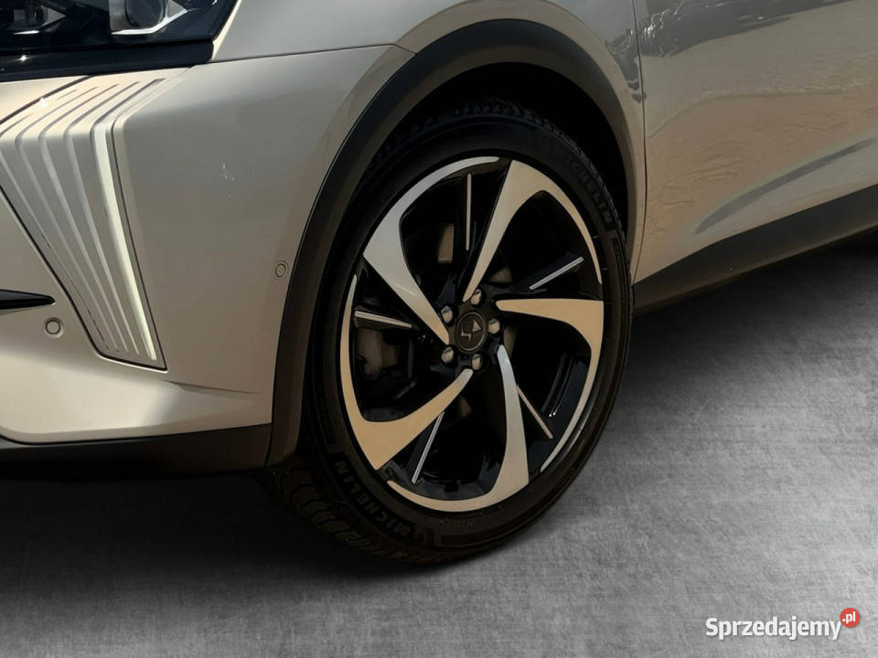 DS Automobiles DS 7 Crossback OPERA masaze FUL Otmuchów