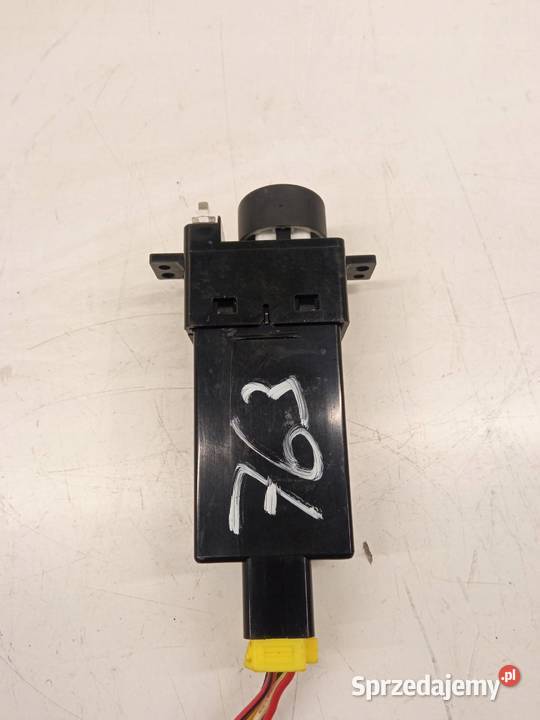 PRZEŁĄCZNIK FOTELA OGRZEWANIA PRAWY Hyundai ix55 Rok produkcji 2010 Panele sterowania, przełączniki świętokrzyskie