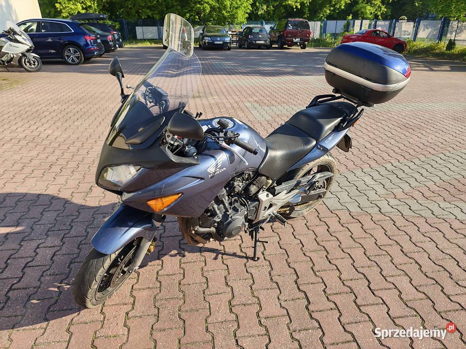 Honda CB 600F CBF ABS z kufrem motocyklisty Katowice