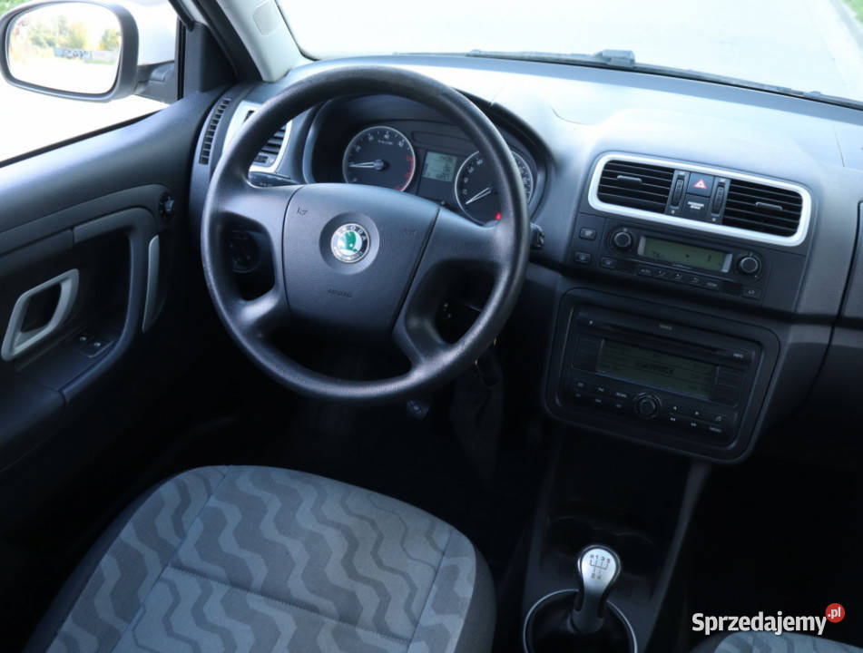 Skoda Fabia 12 12V