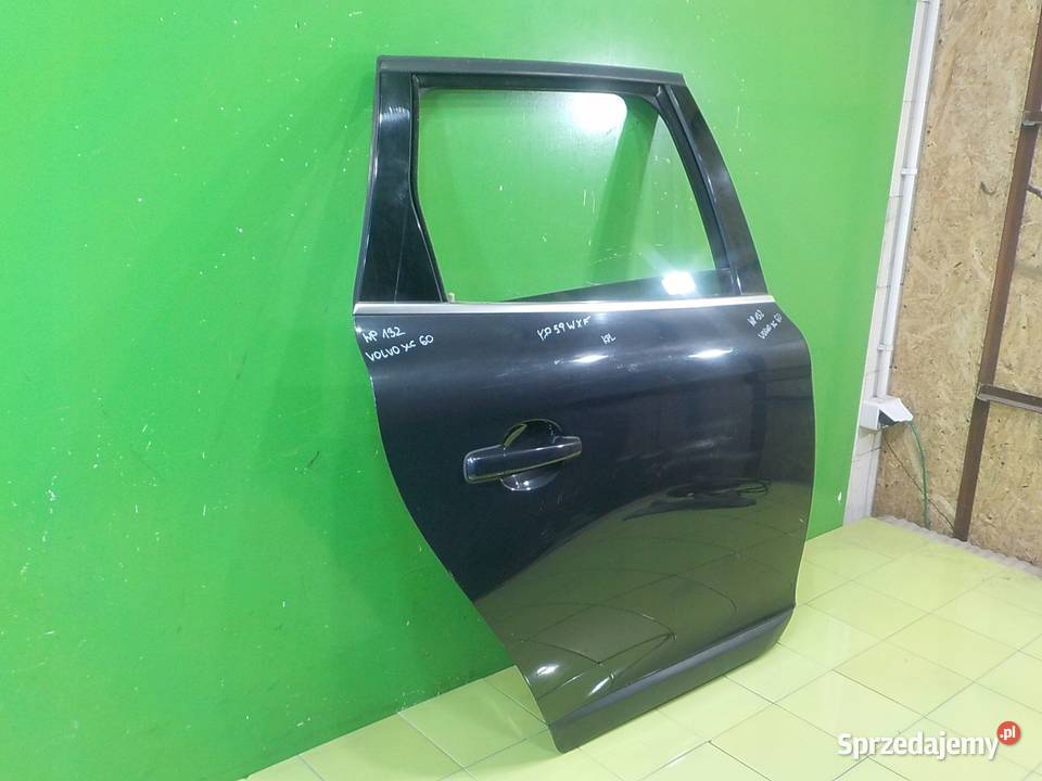 VOLVO XC60 24 D AUT 09r KOMBI 5D drzwi prawy tyl Drzwi