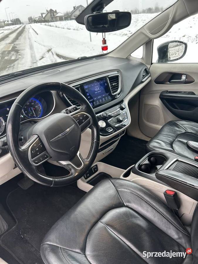 Chrysler Pacifica Turing L plus 36 v6 z 2017r 3605cm3 Pacifica wielkopolskie Turek