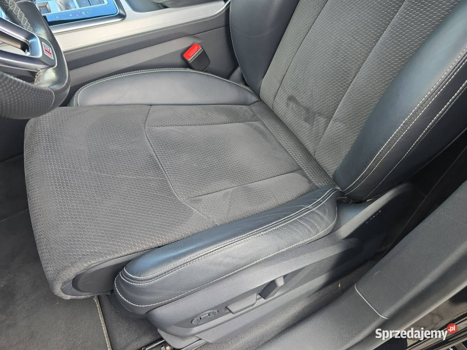 Audi Q8 LEDPneumatykaAlcantaraACCS lakier metallic kujawsko-pomorskie Toruń