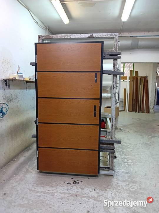 Drzwi zewnętrzne drewniane kujawsko-pomorskie Bystrzyca