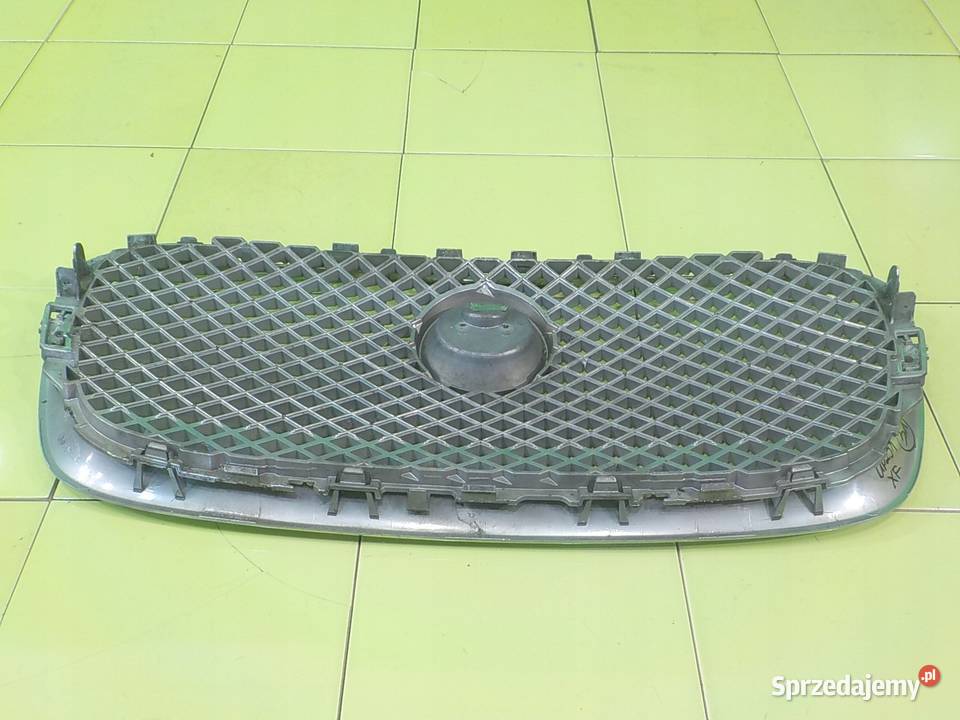 JAGUAR XF I 27 AUT 09r SEDAN 4D atrapa grill Suków