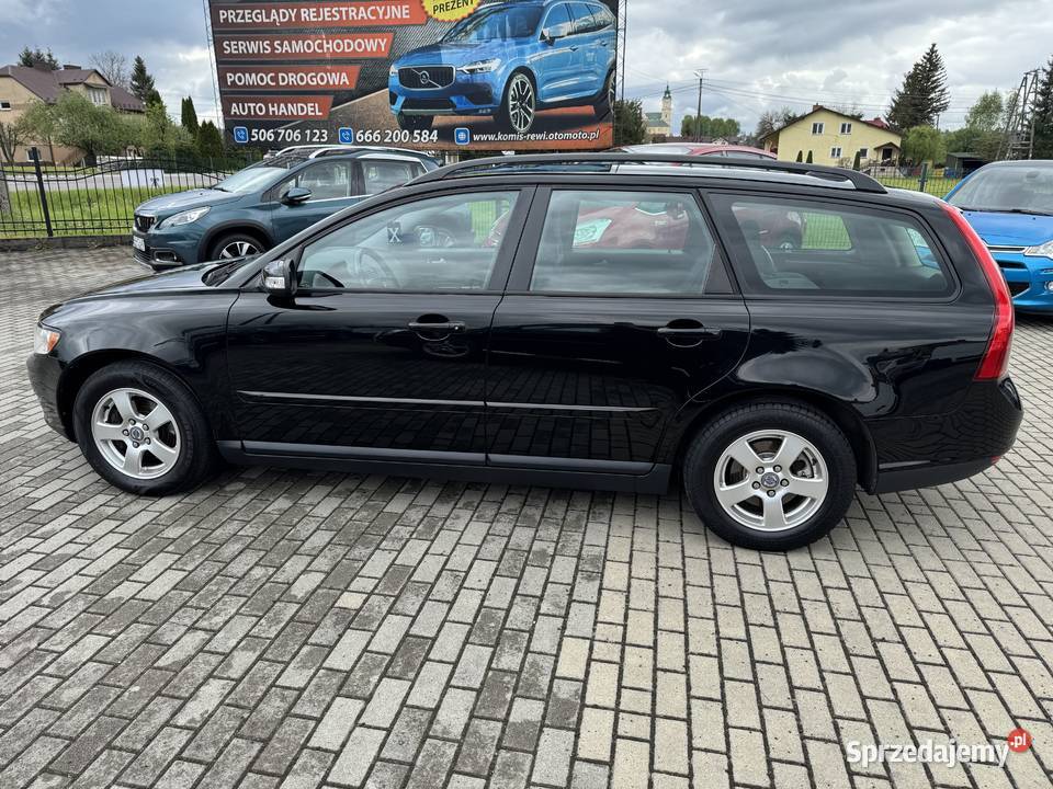 Volvo v50 18 benzynaLPG Stara Wieś sprzedam