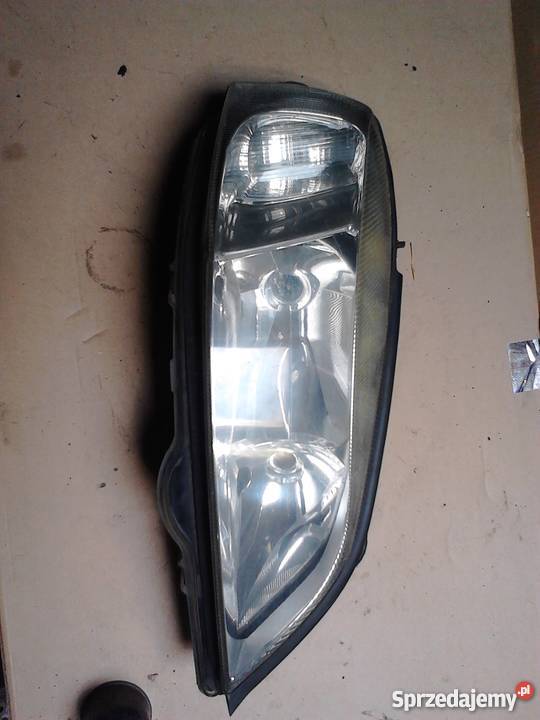 Lampa przód Opel Astra Poznań