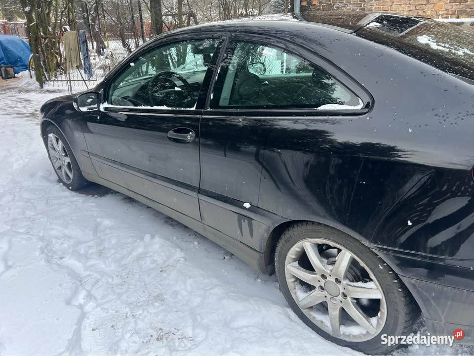 Mercedes C coupe w203 lift prawie idealny uszkodzony mazowieckie Opacz-Kolonia
