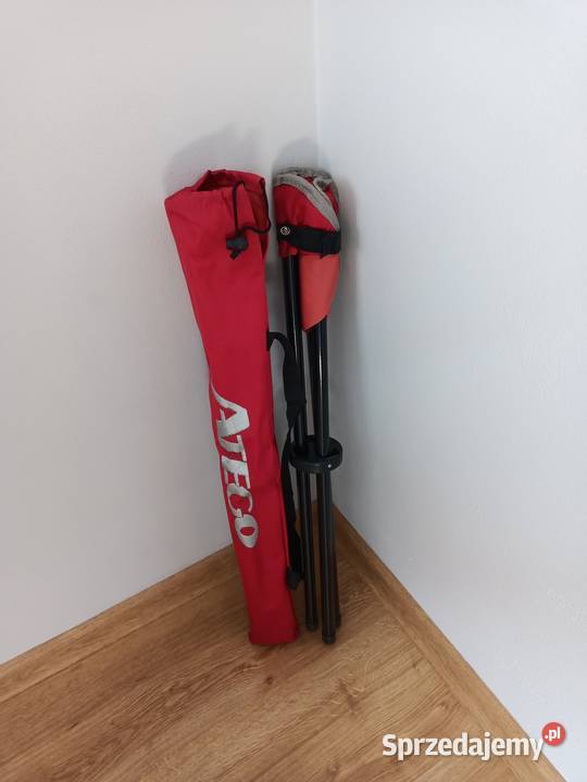 Nowy stołek turystyczny campingowy Mercedes Benz Krzesełka i leżaki Skuły