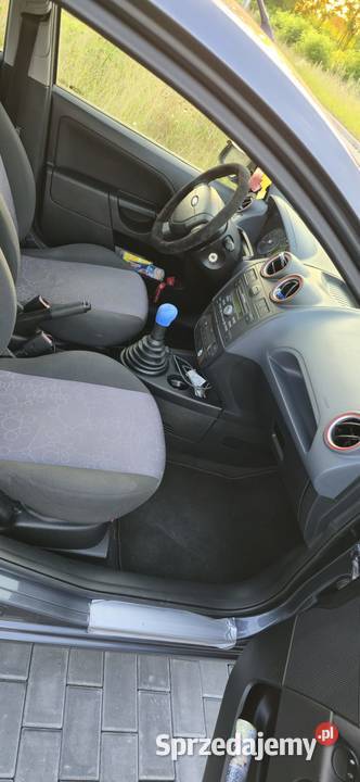 Ford Fiesta Mk6 16 TDCi lakier metallic Mrocza