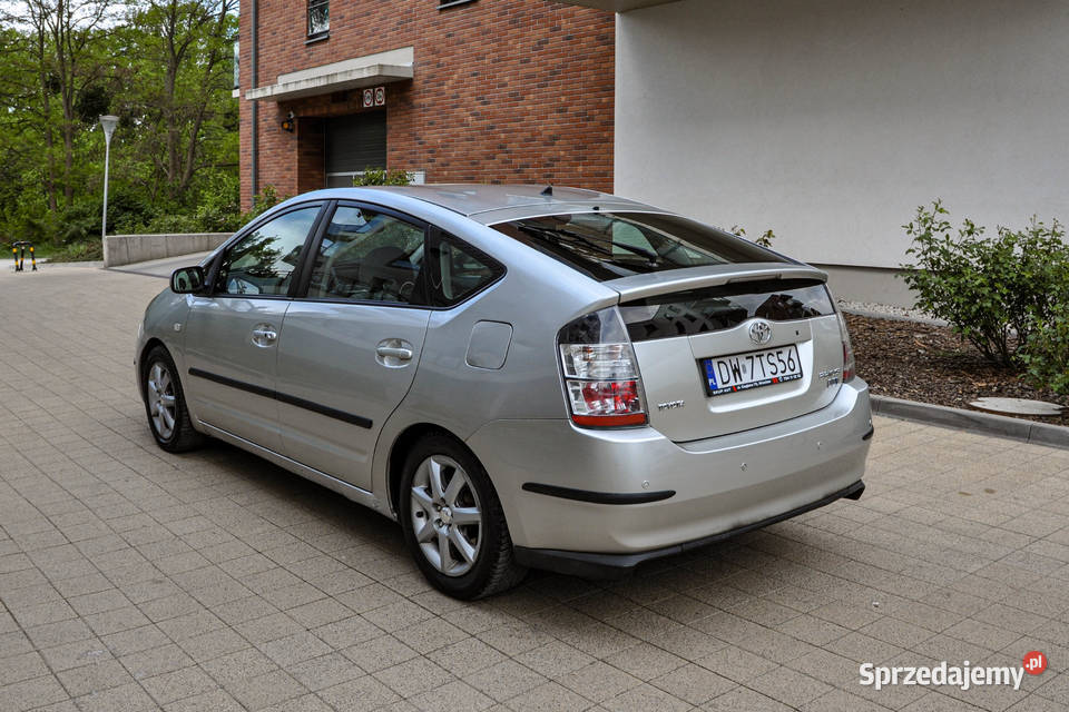 Toyota Prius 15 LPG Hybryda Automat Salon Wrocław
