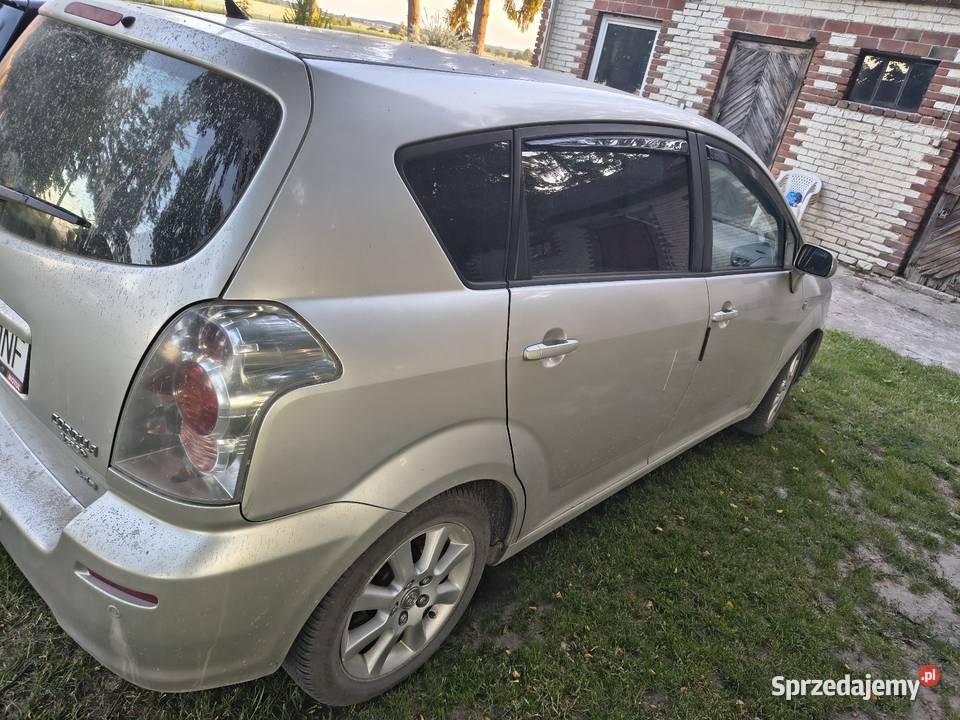Toyota corolla verso D4D 22 2200cm3 Piaski