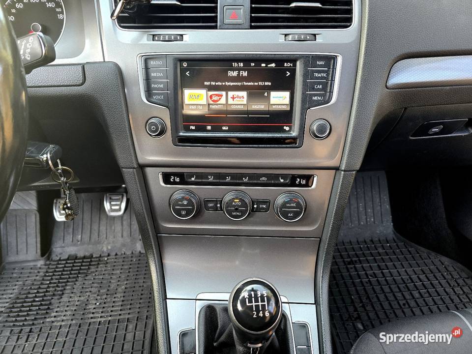 Volkswagen Golf VII benzyna 110 Prywatnie beżowy Golf Czarna Woda