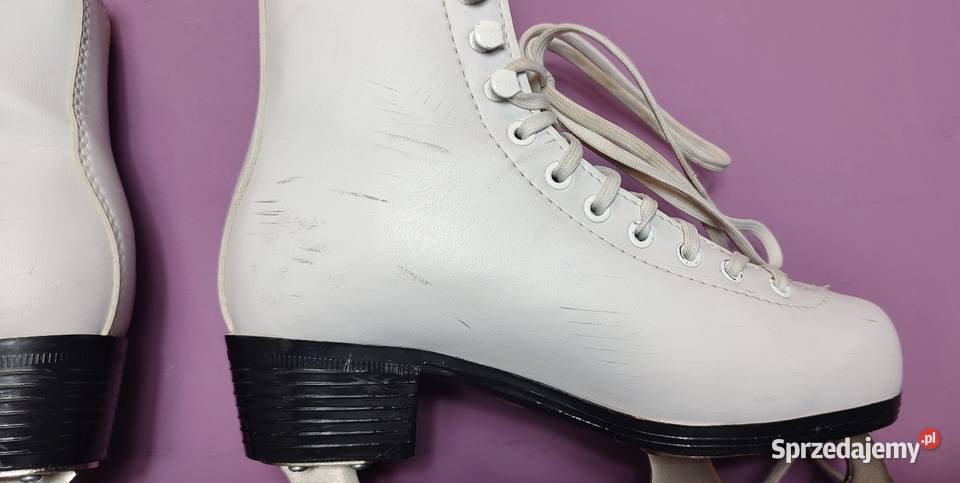 Łyżwy figurowe rozmiar 34 wkładka 225 lekko Jasień