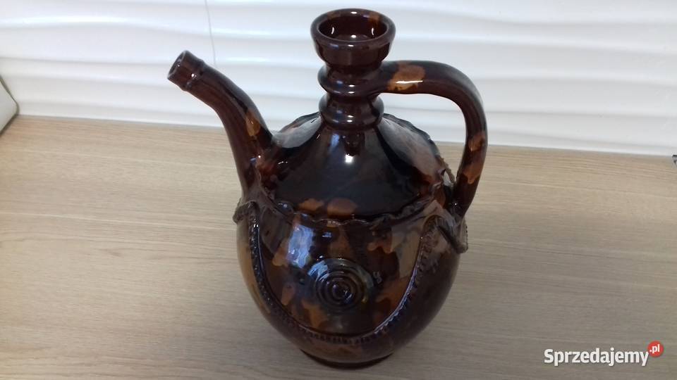 Dzban z czarkami do wina ceramika bułgarska brązowy Kieliszki i pucharki
