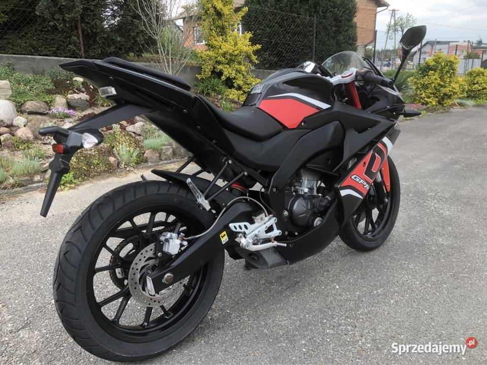 Derbi GPR125 Aprilia RS4 CBR RSRieju Senda