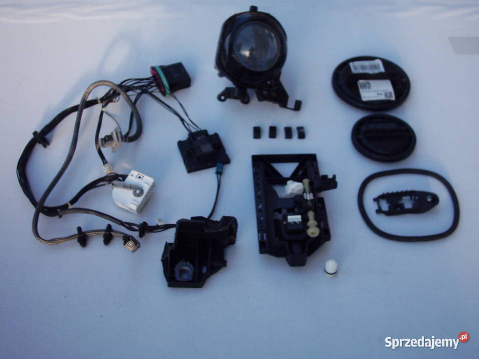 Mercedes W 156 GLA lampa lewa soczewka przewody Lublin sprzedam