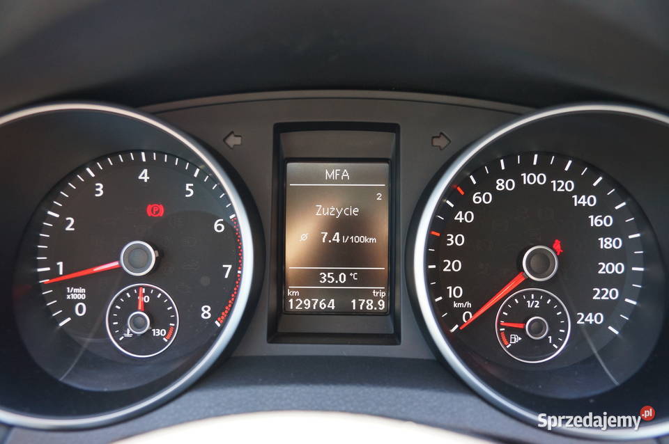 Volkswagen Golf 14 Benzyna MPI 80 Klima Navi podgrzewane fotele małopolskie Nowy Sącz