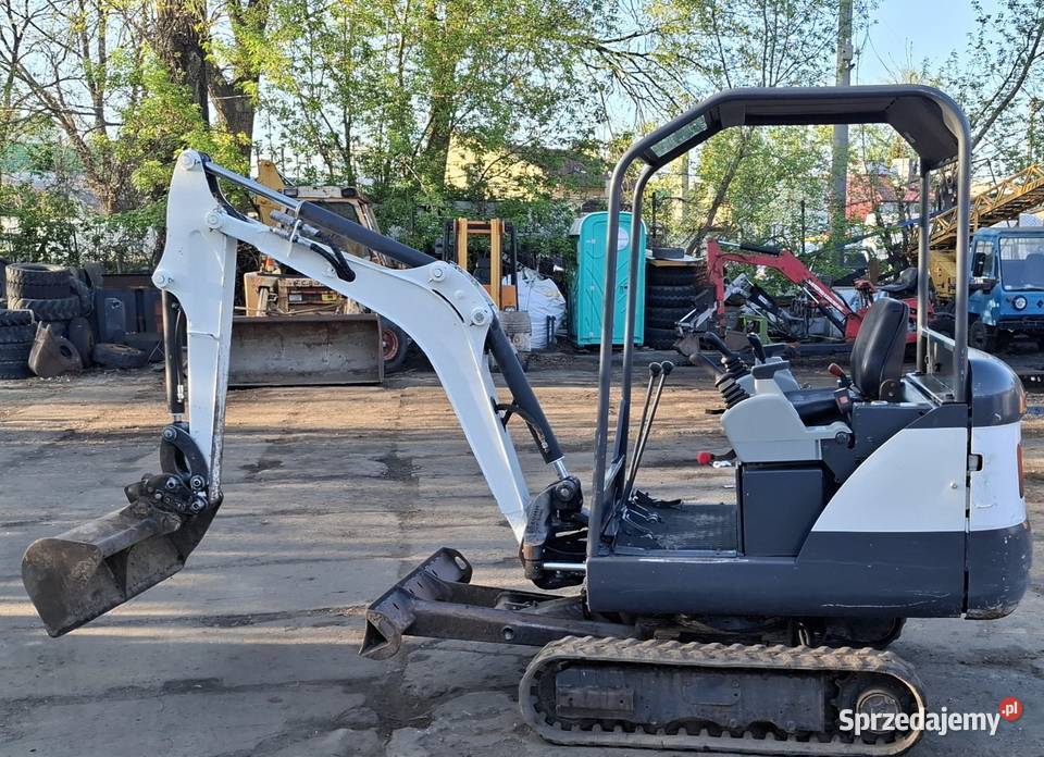 Minikoparka bobcat e14 2011 3lyzki szybkozlacze VAT marża