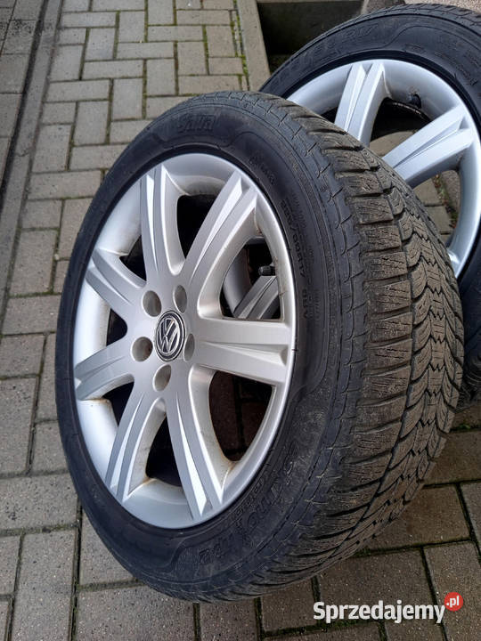 Felgi koła VW z oponami zimowymi 22550 R17 Bolesławiec