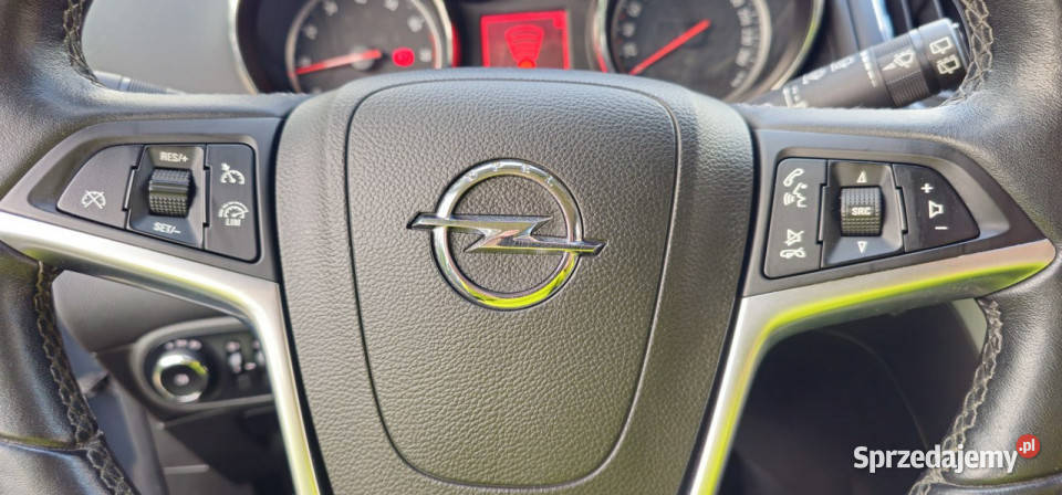 Opel Zafira 14 140 bezwypadkowy C 2011