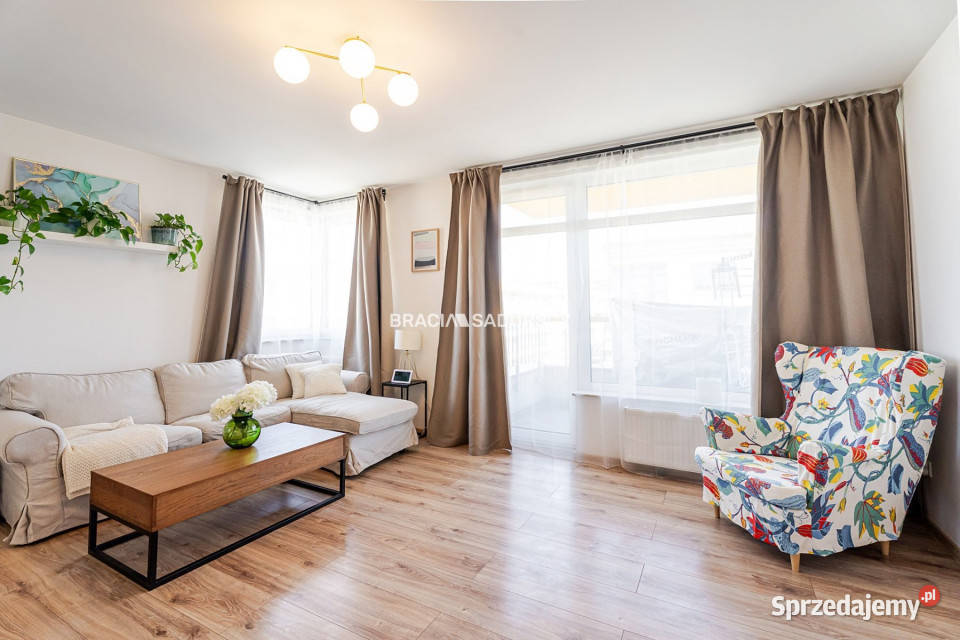 sprzedaży mieszkania 7346m2 4 pokoje Kraków