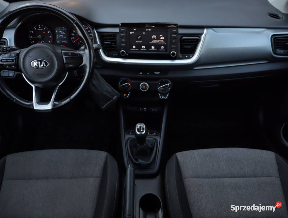 Kia Stonic 10 TGDI wielofunkcyjna kierownica