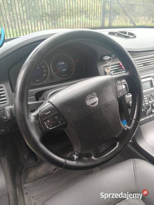 Sprzedam Volvo v 70 nieuszkodzony Rębiska sprzedam