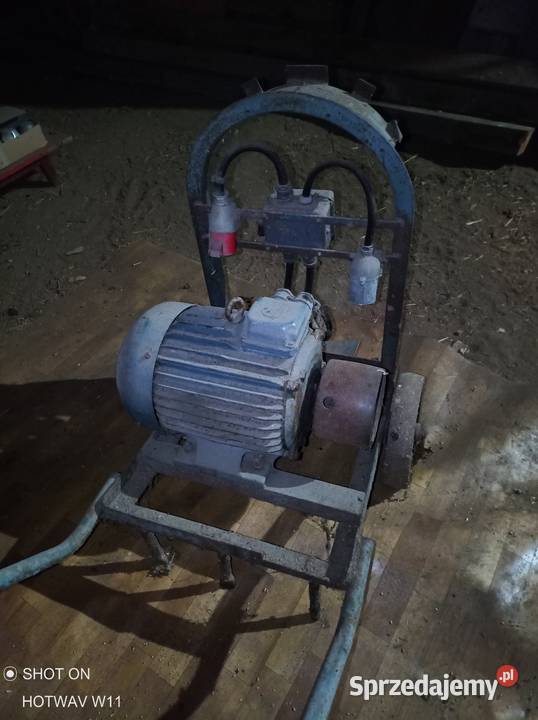 Sprzedam silnik 10kw na podwoziu