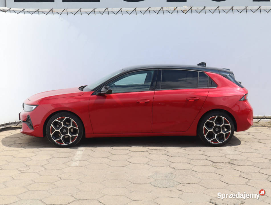 Opel Astra 12 Turbo