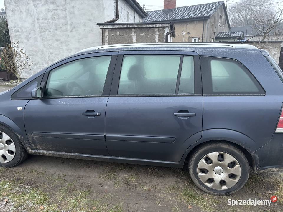 Opel Zafira B 19CDTI 101 koni 2005 hak Służewo