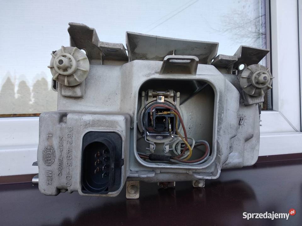 VW Polo III 6N lampa przednia lewa reflektor łódzkie Sieradz