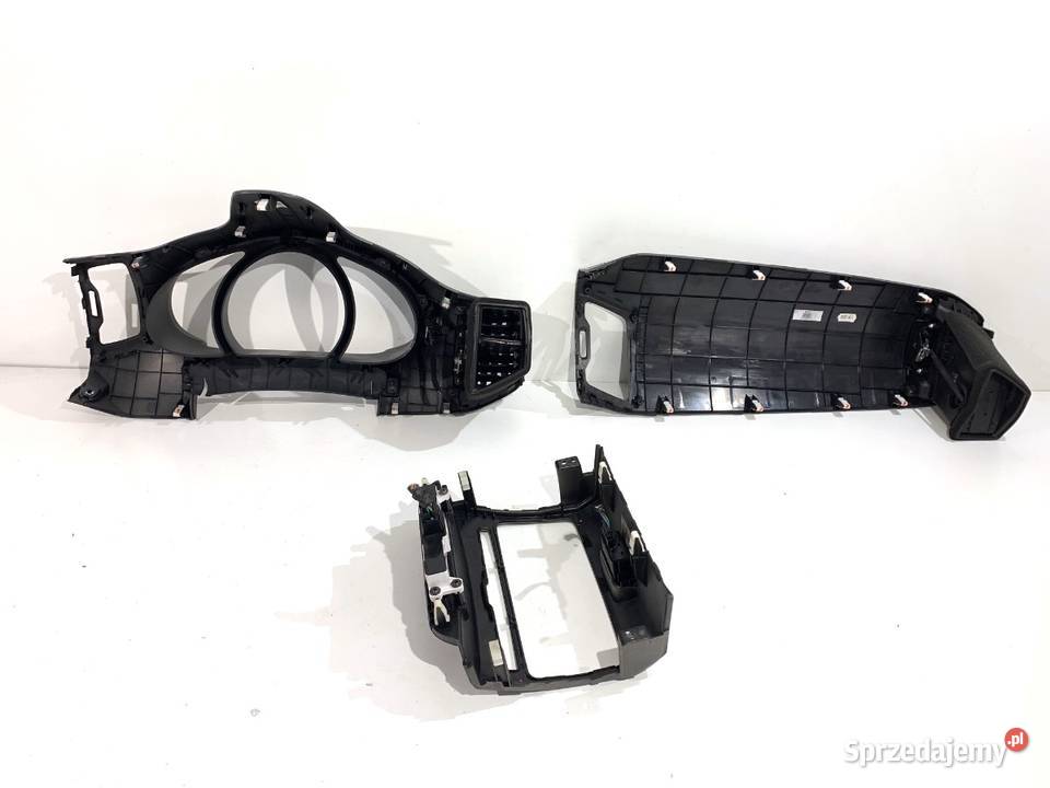 LISTWY DEKOR KIA SPORTAGE III 848303U010 SUV sprzedam