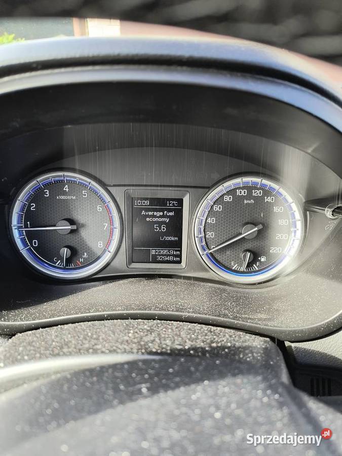 Suzuki SX4 SCROSS lakier metallic Radomsko
