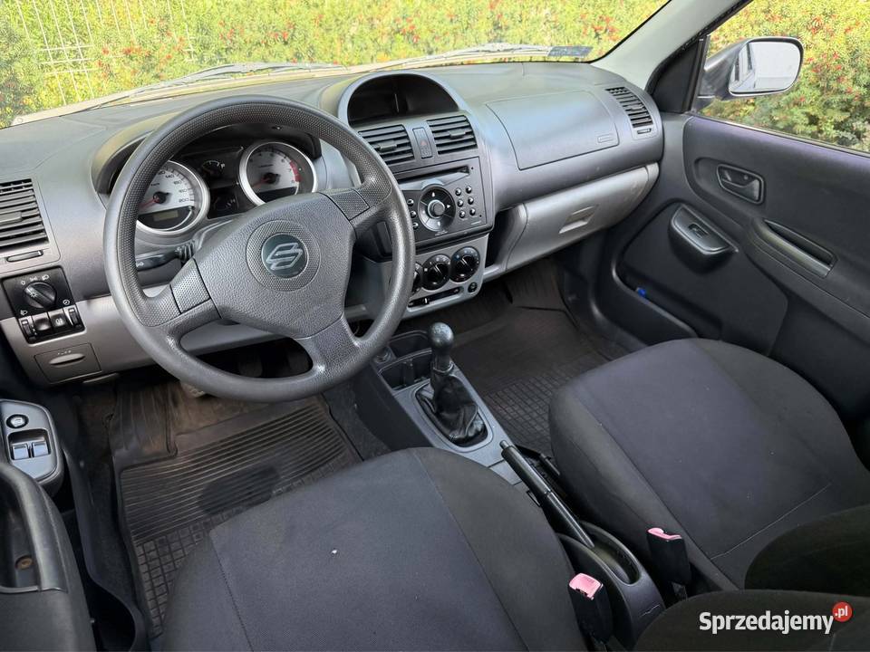 Suzuki Ignis 13