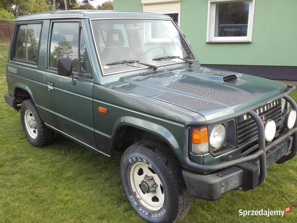 Pajero 1 90r krótki fotel kanapa oryginał super Fotele i kanapy