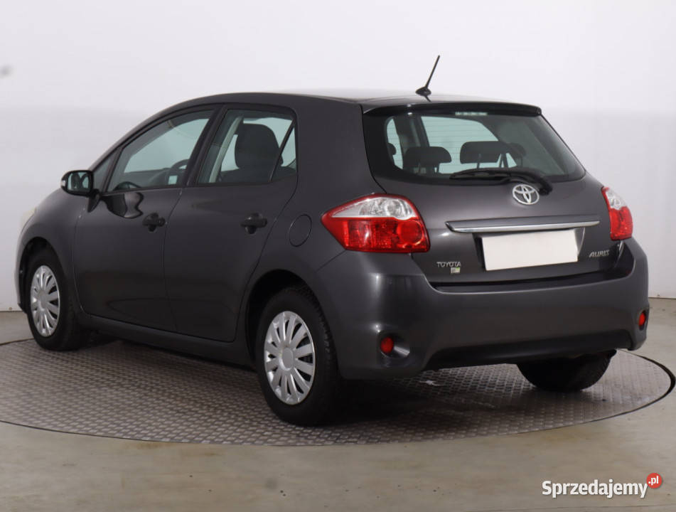 Toyota Auris 13 Dual VVTi radio sprzedam