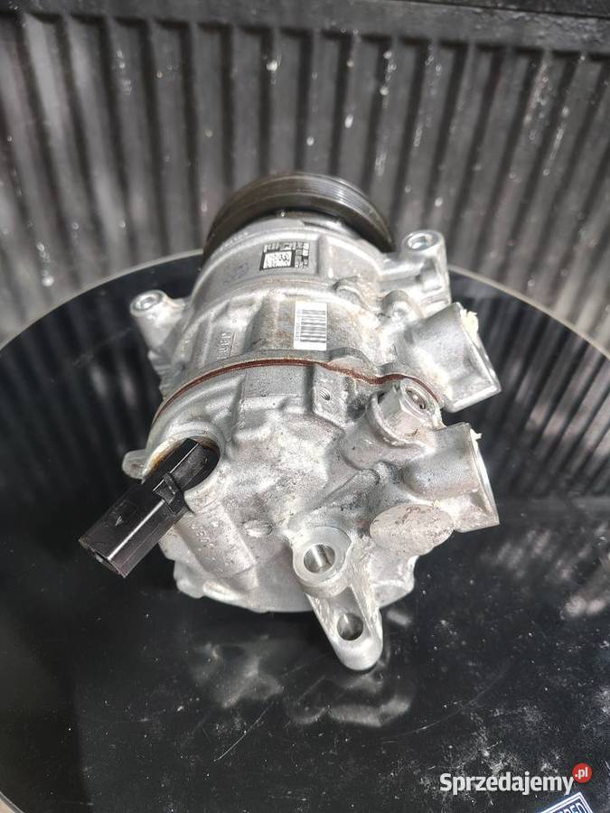 Kompresor klimatyzacji audi A4 2016 r z
