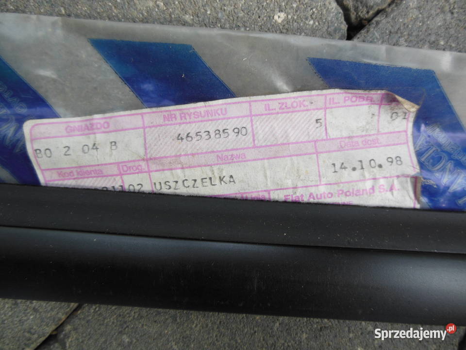 Uszczelka szyby drzwi prawy tył Fiat Brava OE Kozy