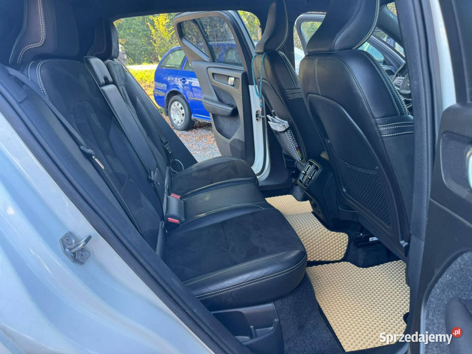 Volvo XC 40 T5 AWD RDESING 4X4 pełny VAT śląskie Łodygowice