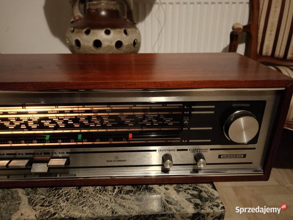 Zabytkowe Radio GRUNDIG RF 150 Vintage