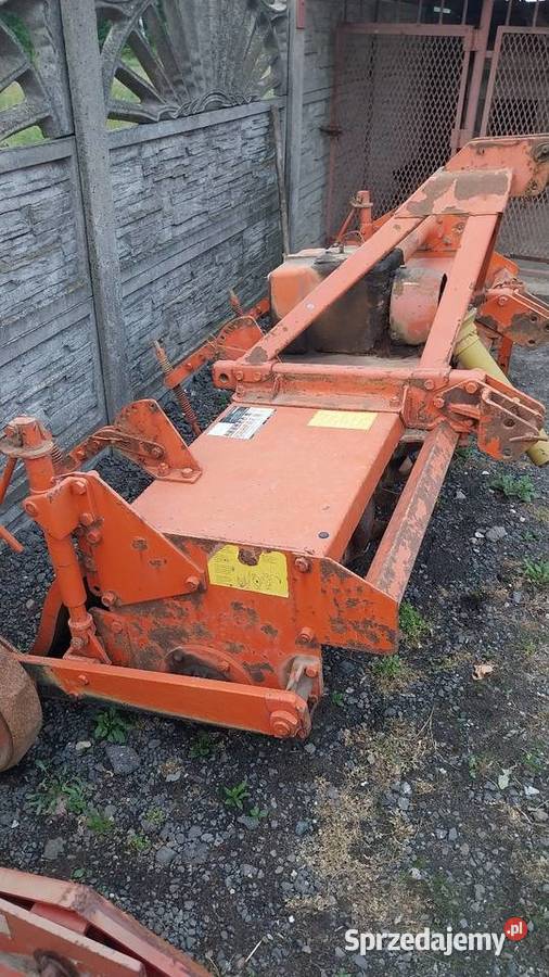 GLEBOGRYZARKA 23m HOWARD z kołami gumowymi Przymiłowice