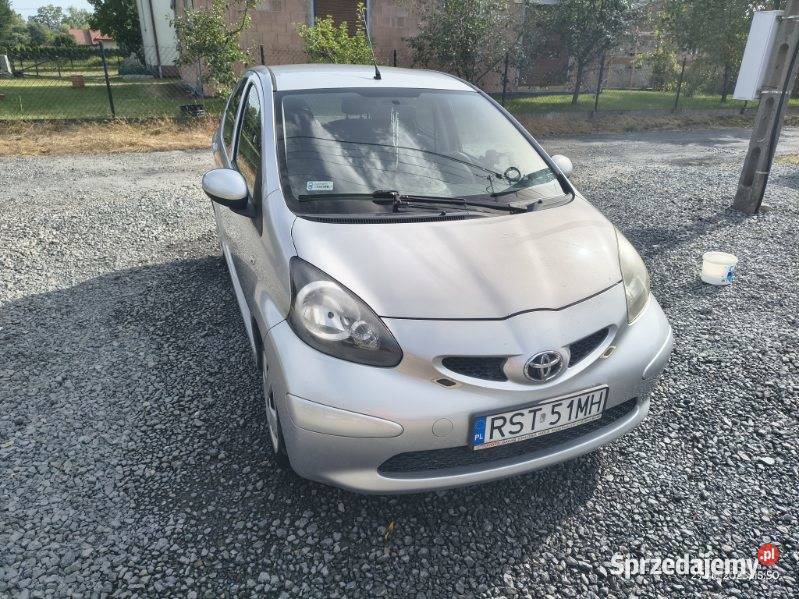 Toyota Aygo 10 2007 stan Rok produkcji 2007 podkarpackie Dębica