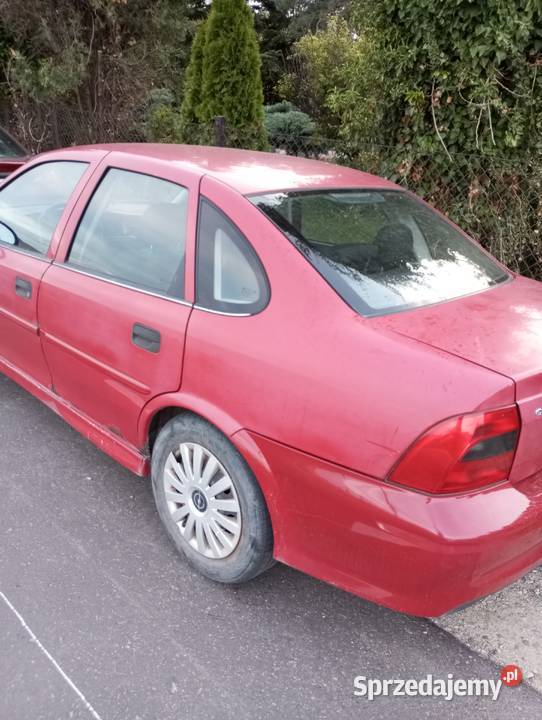 Opel Vectra B 18 gaz tania jazda nieuszkodzony Kalisz sprzedam