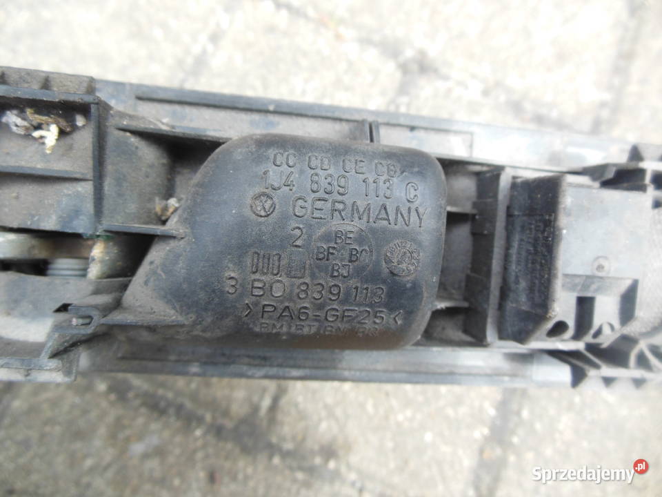 VW GOLF IV KLAMKA WEWNĘTRZNA LEWY TYŁ 1J4839113C śląskie Kozy